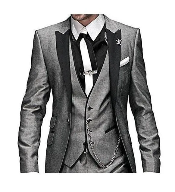 2020 New Arrival Groomsmen Peak Black Lapel Groom Tuxedos Burgundy Men Suits Wedding Best Man Blazer (Jacket Pants Vest)