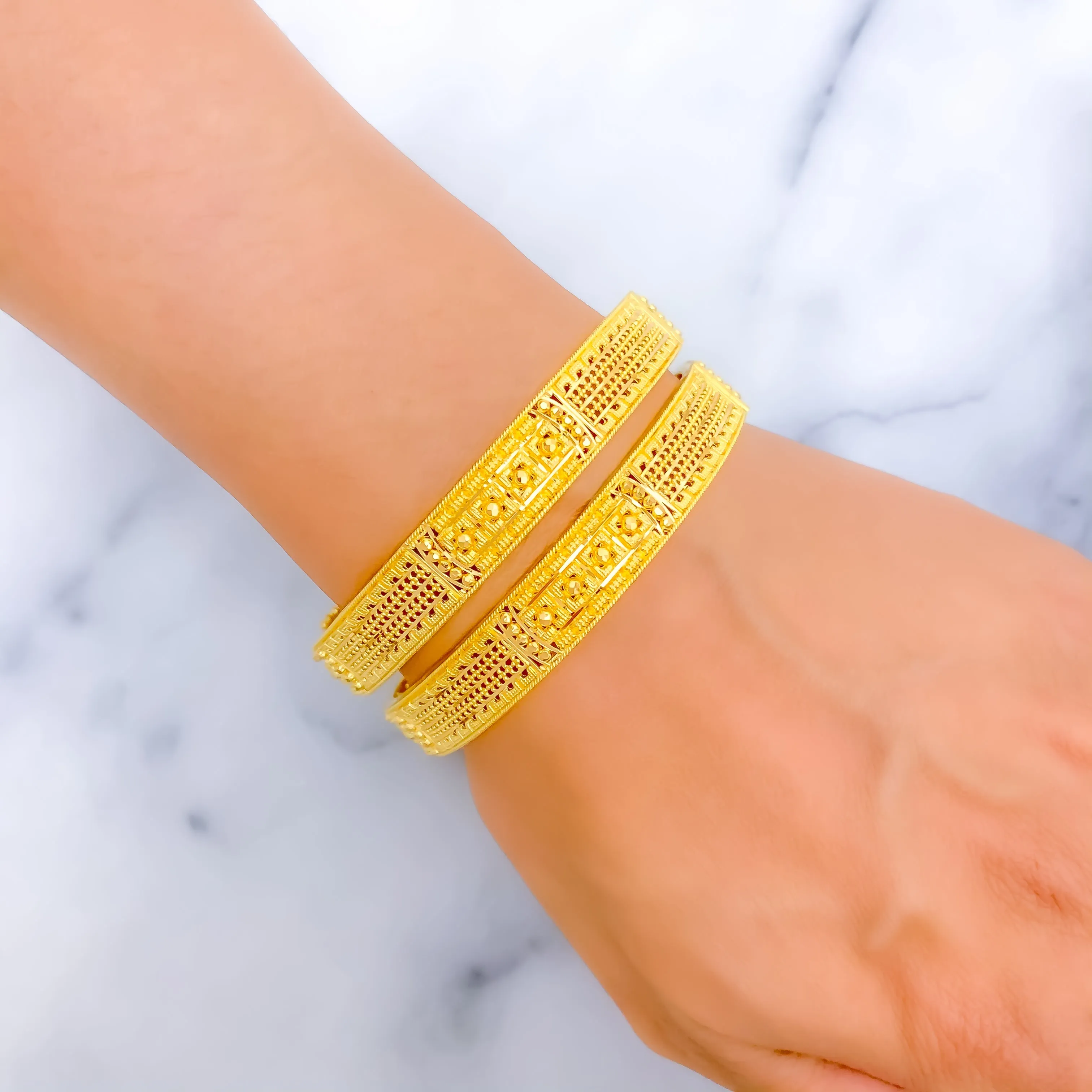 Alternating Golden Elegant 22k Gold Bangle Pair