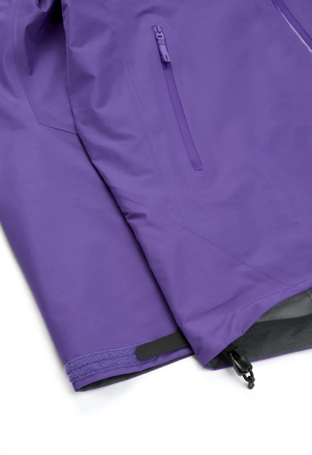 Arcteryx Beta LT Jacket for Men - Iola Model, Optimized Design